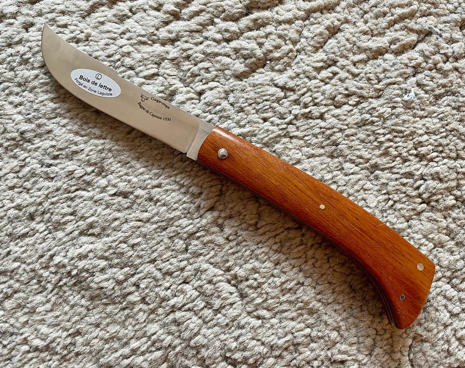 Coupe-coupe regional knife in letterwood