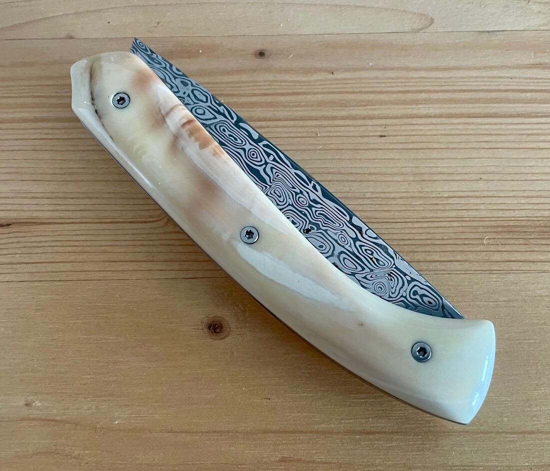 Klappmesser Thibaut Pecheux Damasteel Warzenschwein, Ansicht 2