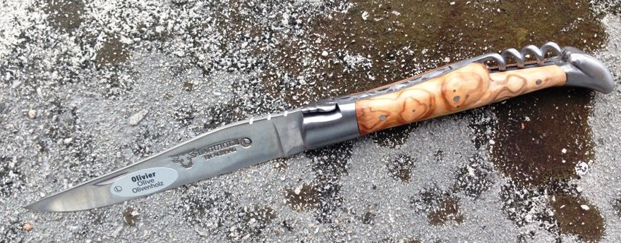 Laguiole en Aubrac 12 cm olive wood corkscrew