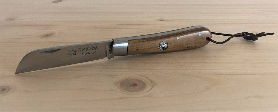 Bretonisches Messer L'Armor au Sabot Teak Triskell