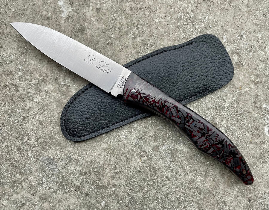 Le Loki Laguiole Village regional knife, carbon