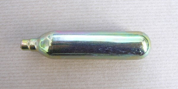 Capsule CO2, recharge pour arme airsoft