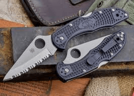Serrated folding knife Spyderco Delica 11SBK