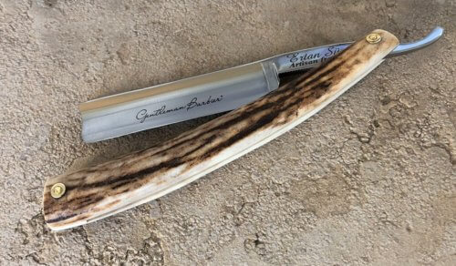 Rasoir Coupe-Chou acier carbone 5/8 bois de cerf Gentleman Barbier